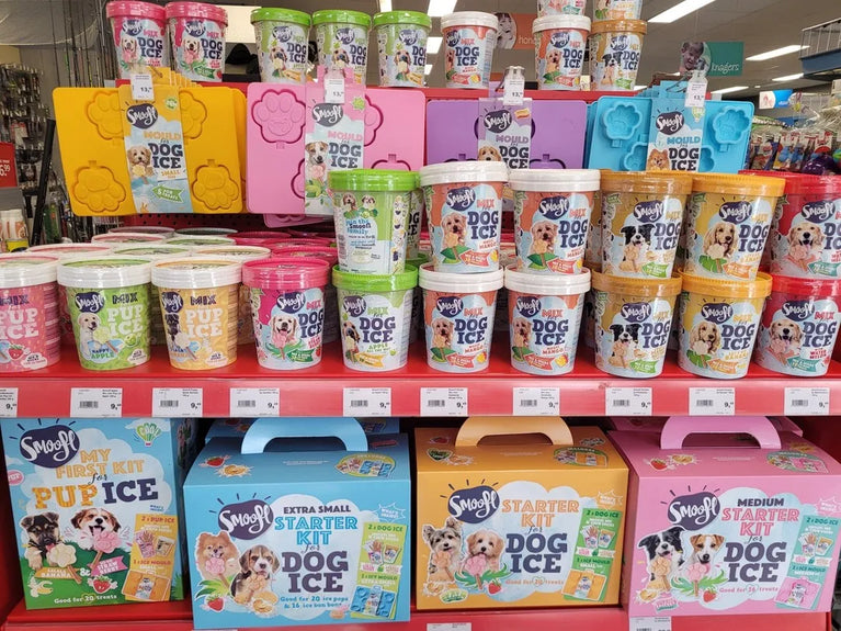 Smoofl Starter Kit Gelato per Cani , snack premium: con bastoncino commestibile e stampi per gelato fai da te nel set, rinfrescante