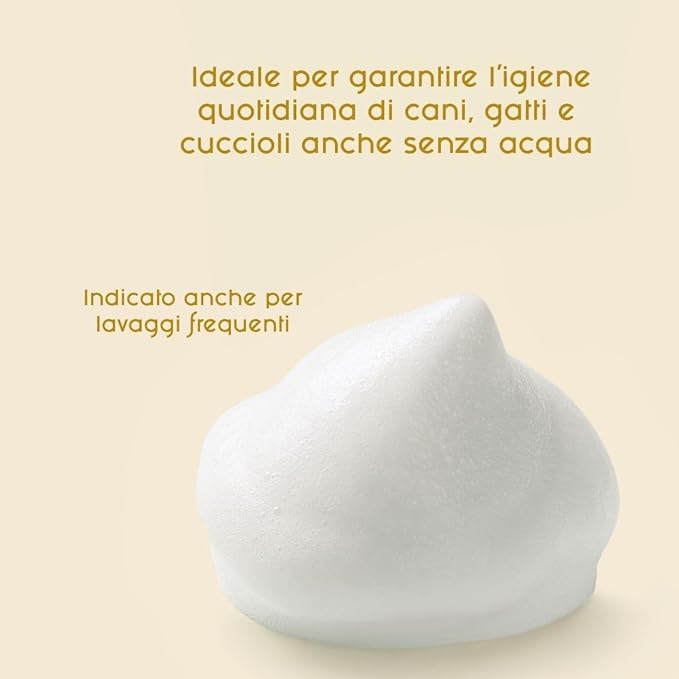 Inodorina Shampoo secco per cani, gatti e cuccioli (300 ml, Profumo di latte e vaniglia) – Mousse ad azione emolliente e detergente – Rispetta il pH naturale, ideale per lavaggi frequenti
